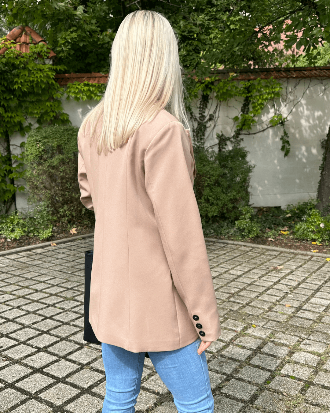 Damen Herbst Winter Outfit Oversized-Blazer lang mit ein Knopf und Seitentaschen Beige in der Größe 36