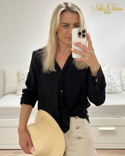  Damen Musselin Hemd 100 % Baumwollhemd Schwarz in Oversized-schnitt Damen Musselin Hemd 100 % Baumwollhemd aus 100 % Baumwolle, leicht und luftig sehr weiches Material.  Hemd mit Knöpfen und Brusttasche, Langarm mit Möglichkeit auf 3/4-Ärmeln und klassischem Umlegekragen  in Oversized-schnitt dazu bequem und mit Stil. Frauenhemd mit V-Ausschnitt betont die Weiblichkeit.