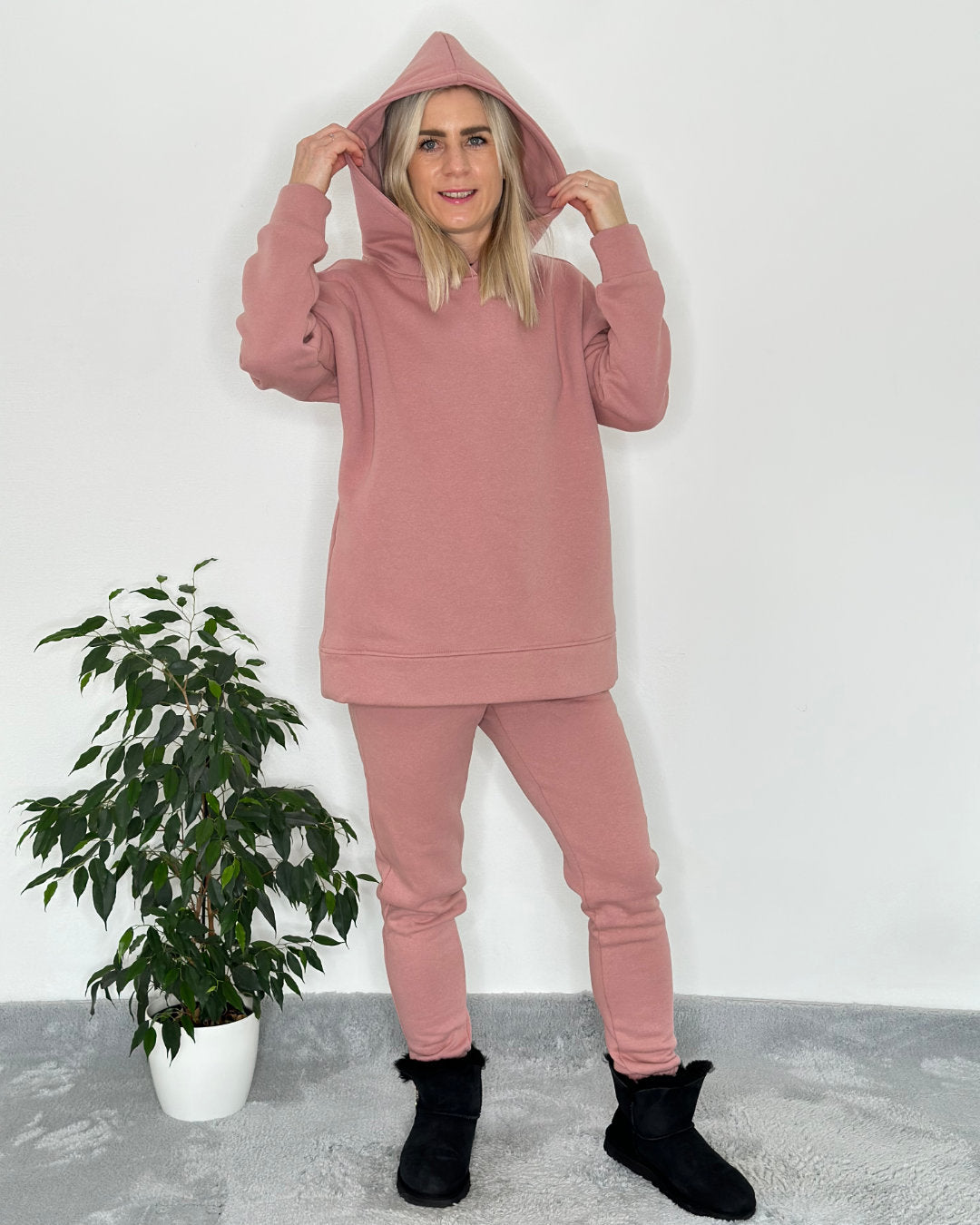 Jogginghose Trainingshose aus Baumwolle Rosa XS - S mit Oversized Kapuzenpullover mit Seitentaschen Einheitsgröße XS -M 