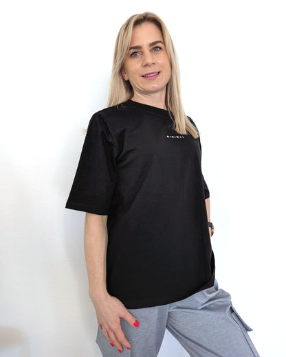 Minimalistisches Shirt für Damen Halbarm, Einheitsgröße XS bis L. Minimal T-Shirt Baumwolle Minimum Rundhals Oberteil Farbe Schwarz Vorne